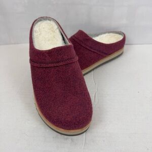 Merrell Wool Lined Slip On Clogs Burgundy Faux Fur Womens Size 6 J001892